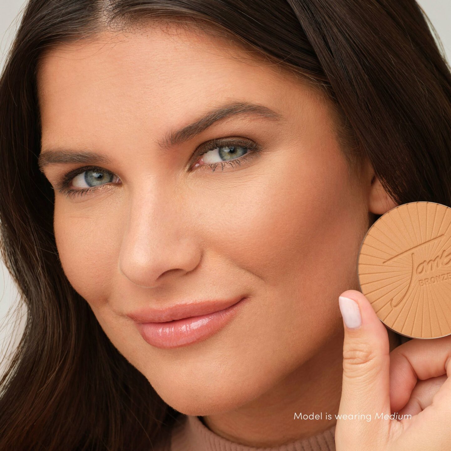 Make-up tips: PureBronze Matte Bronzer